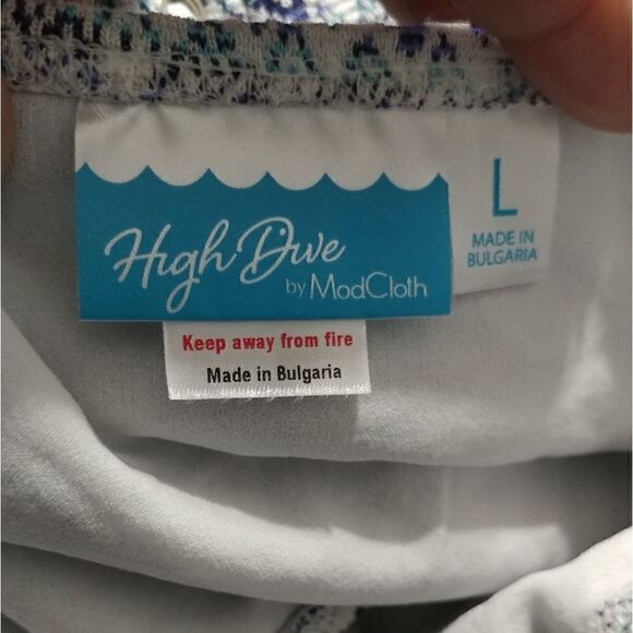 High Dive by ModCloth Swimsuit - Picture 6 of 6
